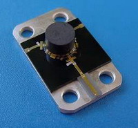 RADITEK微帶隔離器和循環器 RADITEK微帶隔離器和循環器